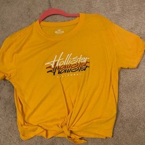 Hollister Cropped T-shirt